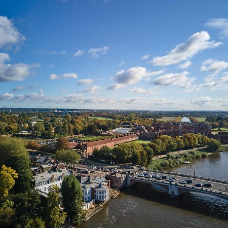 The Mitre, Hampton Court Kingston upon Thames (Greater London) Exterior photo